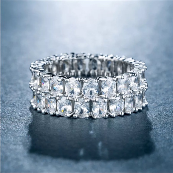 Jewelry - *NEW*Luxury 925 Silver Hearts Sapphire Ring